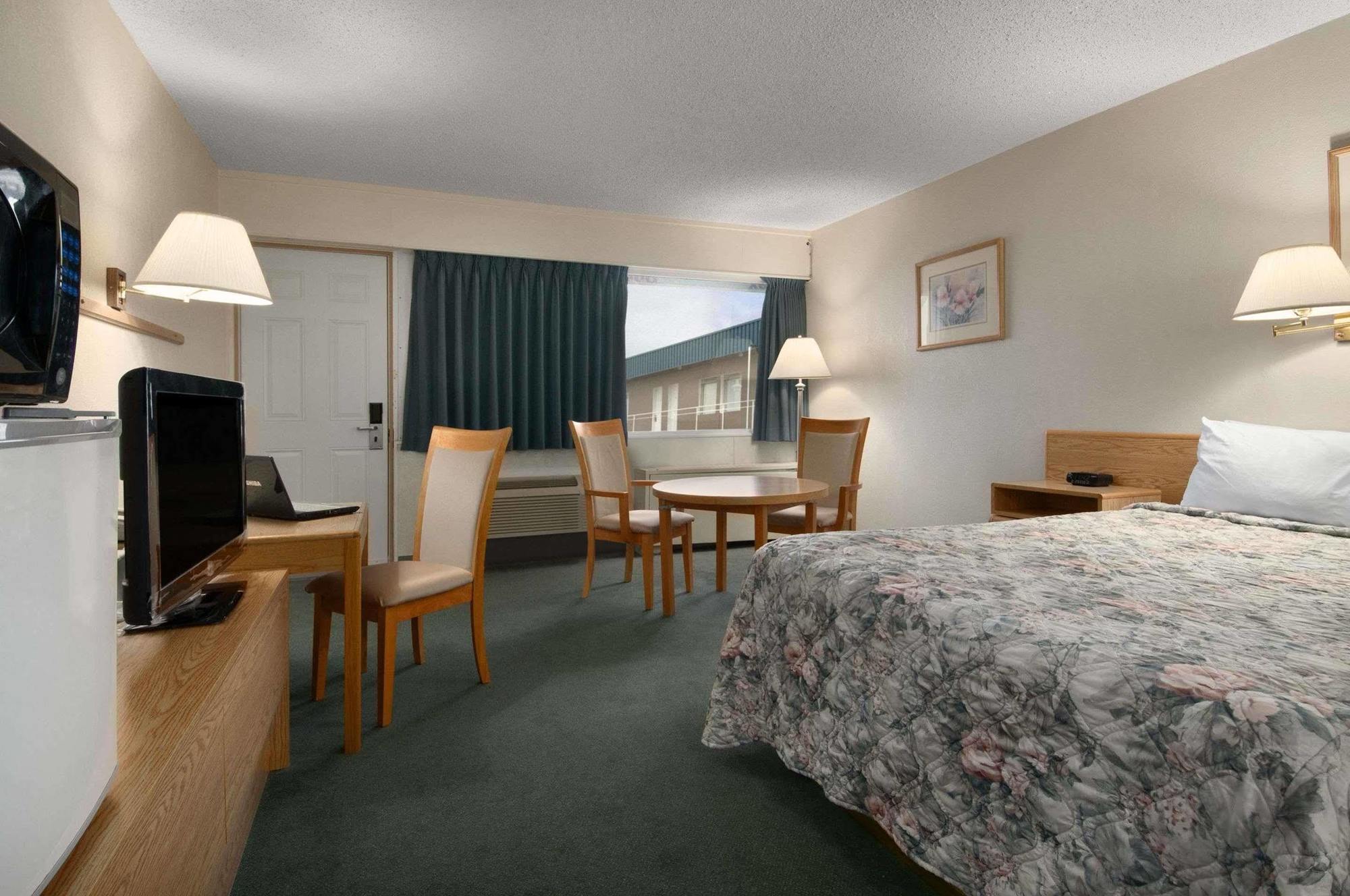 Hotel Skyview Swift Current Exteriér fotografie