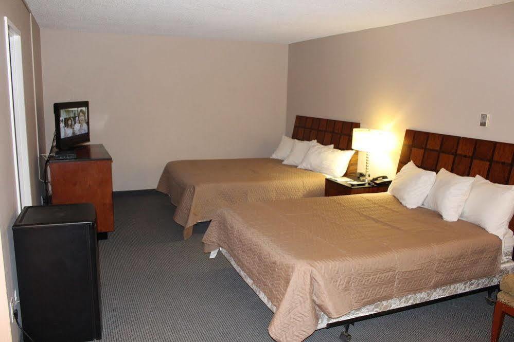 Hotel Skyview Swift Current Exteriér fotografie
